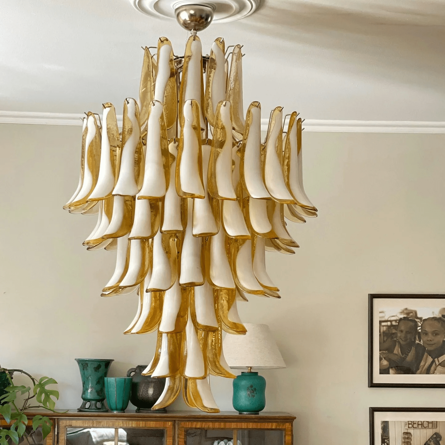Dravina Glass Petals Pendant Lamp