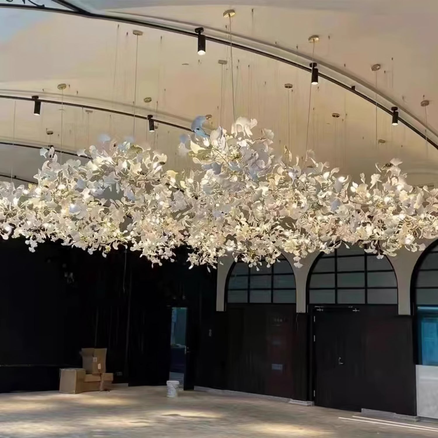 Gingko Leaves Crown Chandelier
