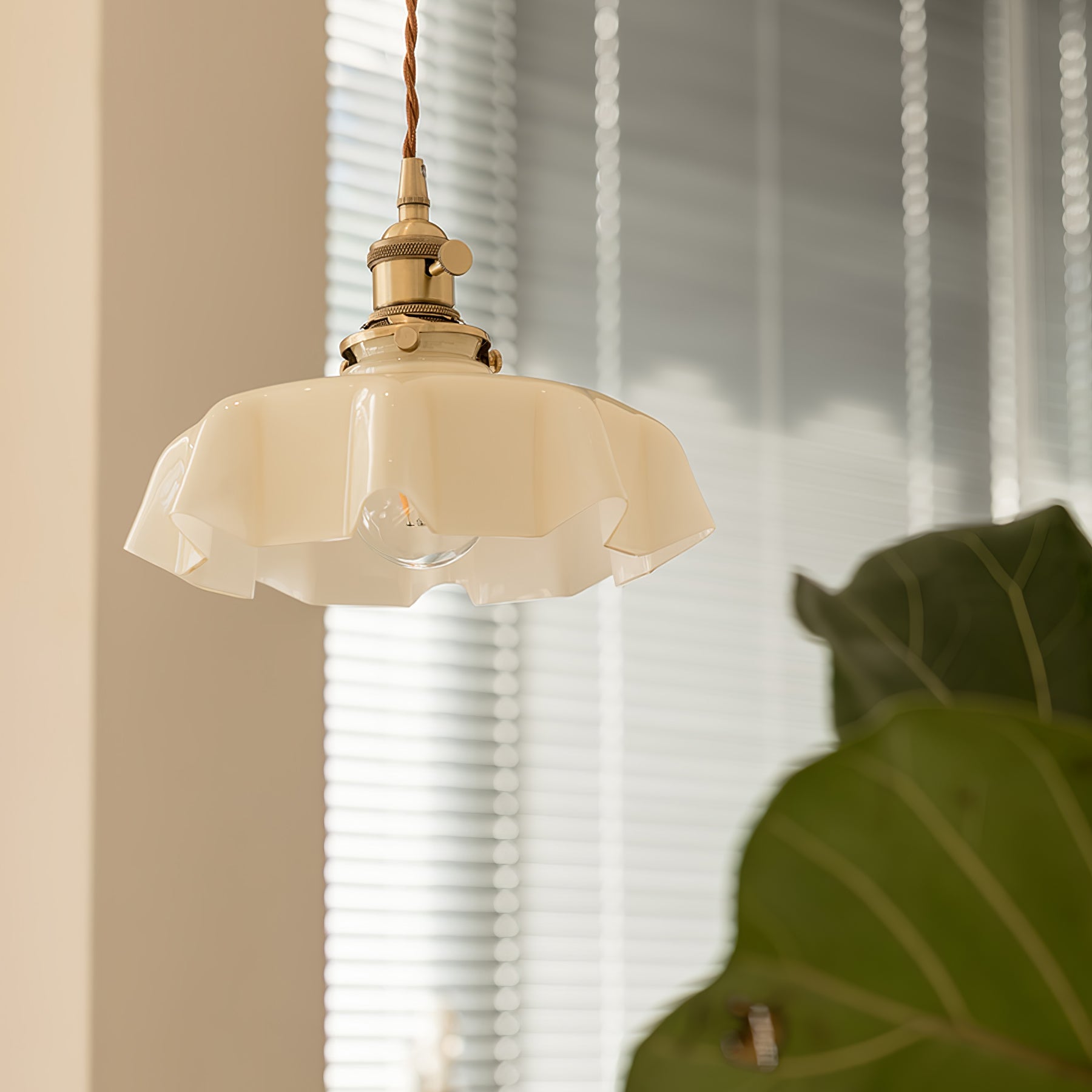 French Flower Droplight Pendant Light