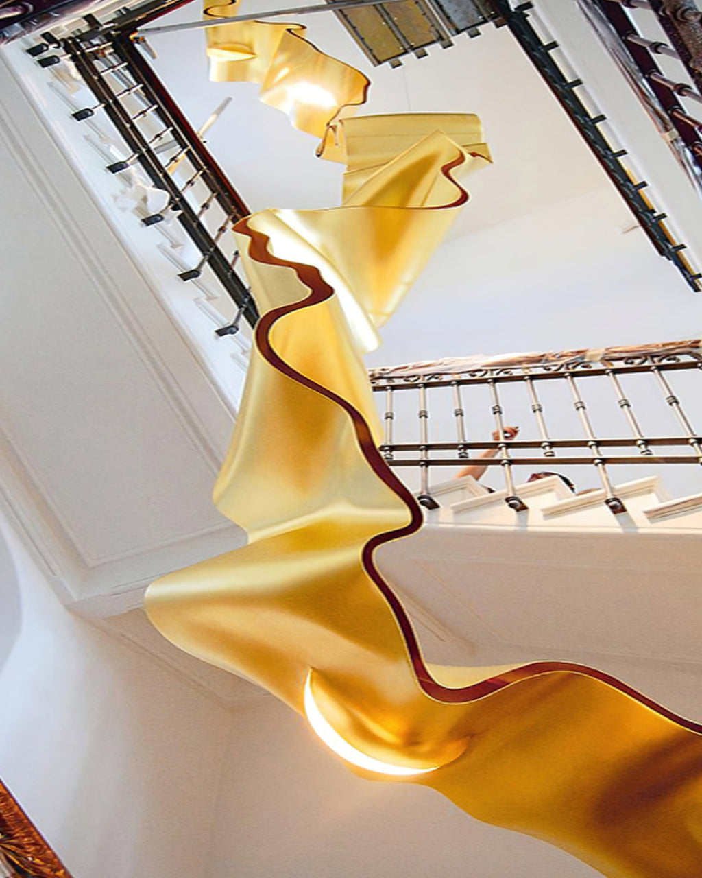 Gold Ribbon Gasolier Chandelier