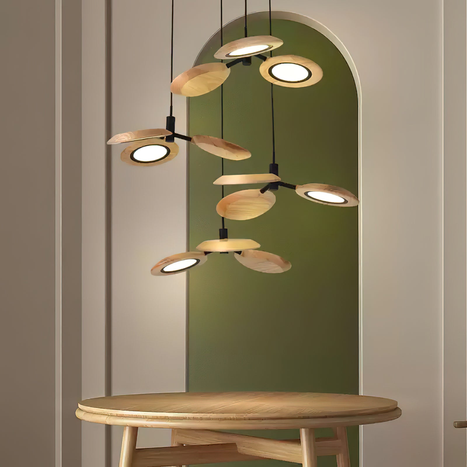 Hotaru Crown Chandelier