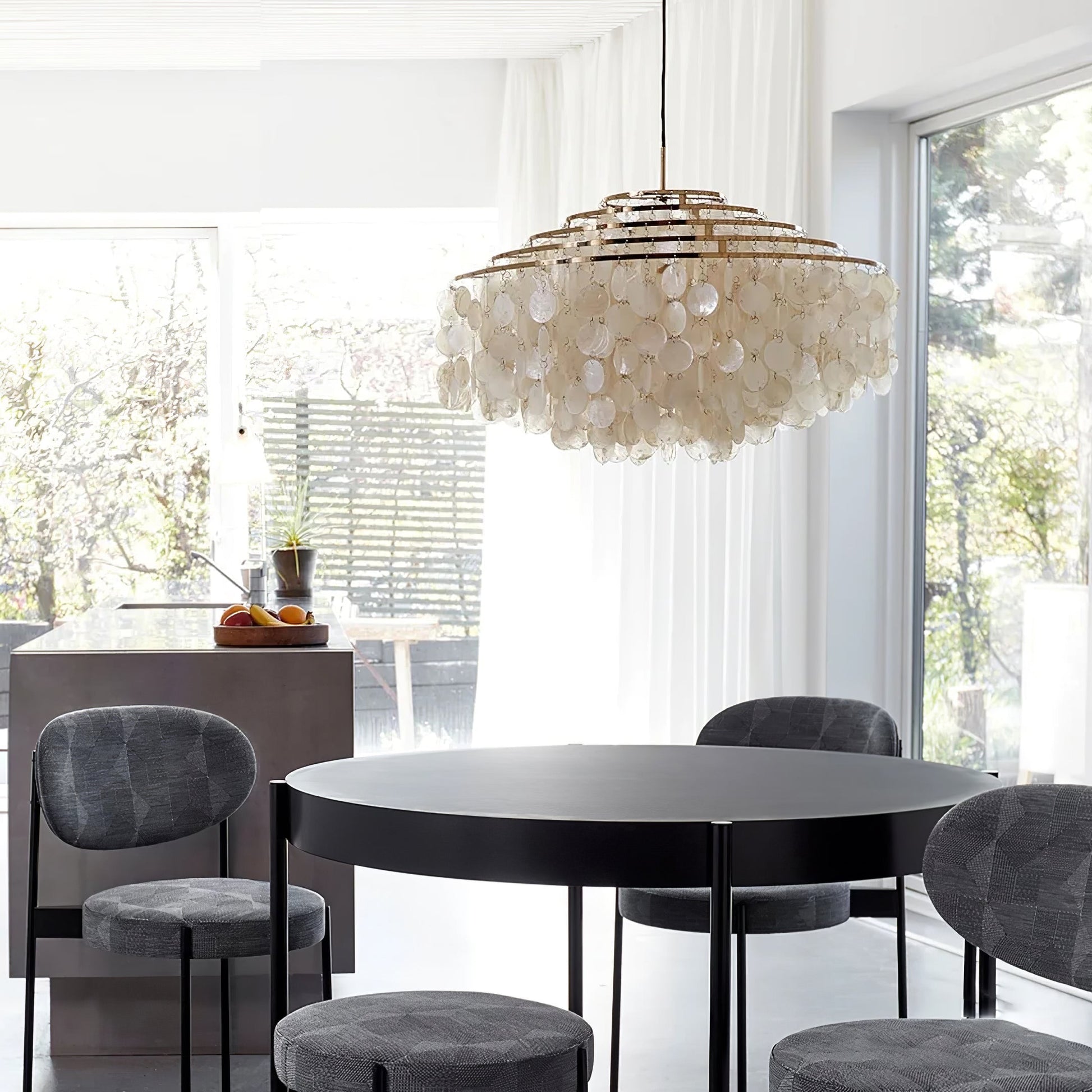 Round Shell Pendant light Chandelier