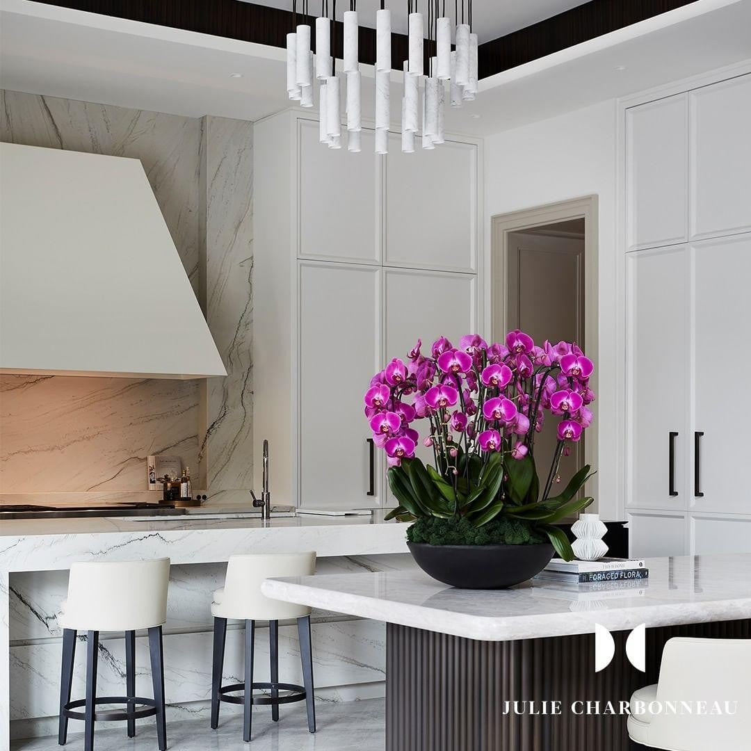 Alvara Stone Cluster Pendant