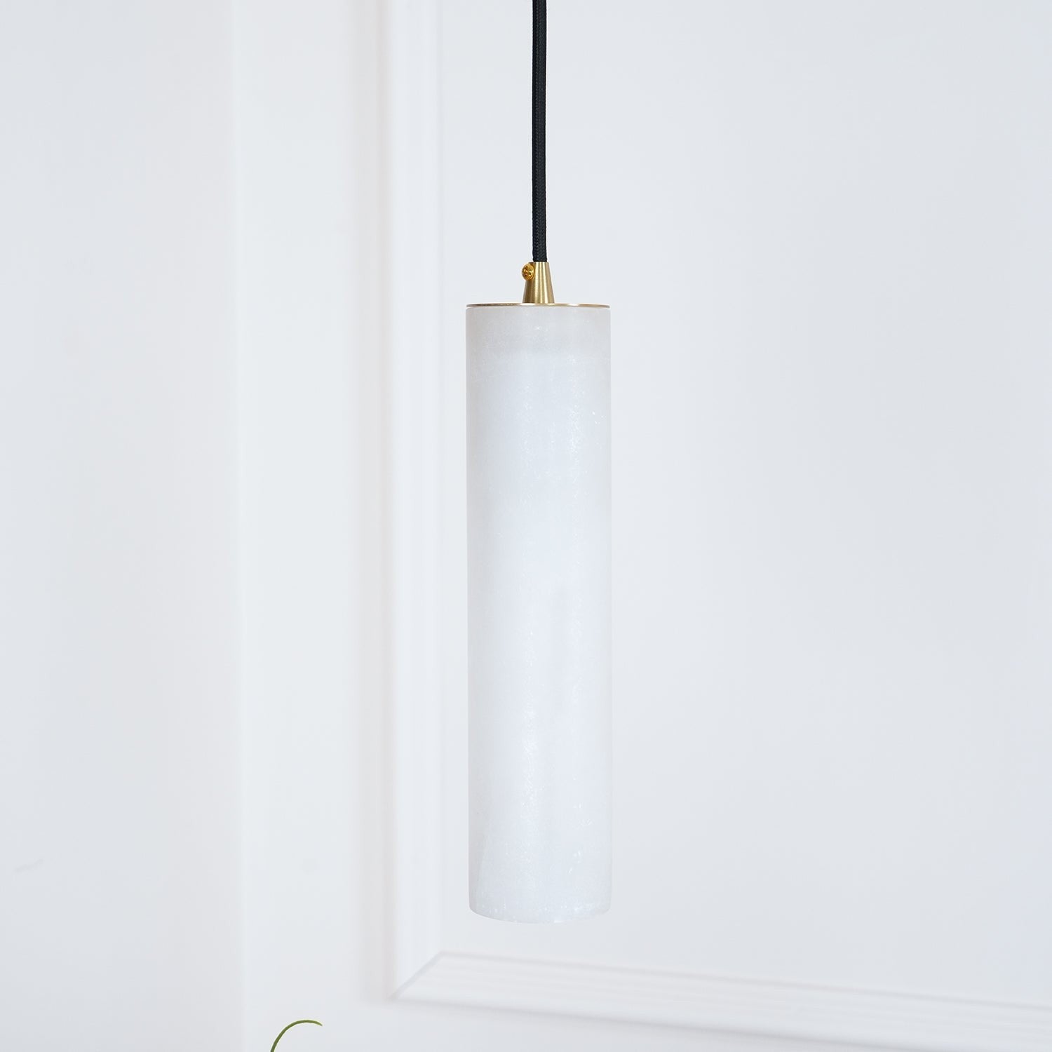 Alvara Stone Cluster Pendant