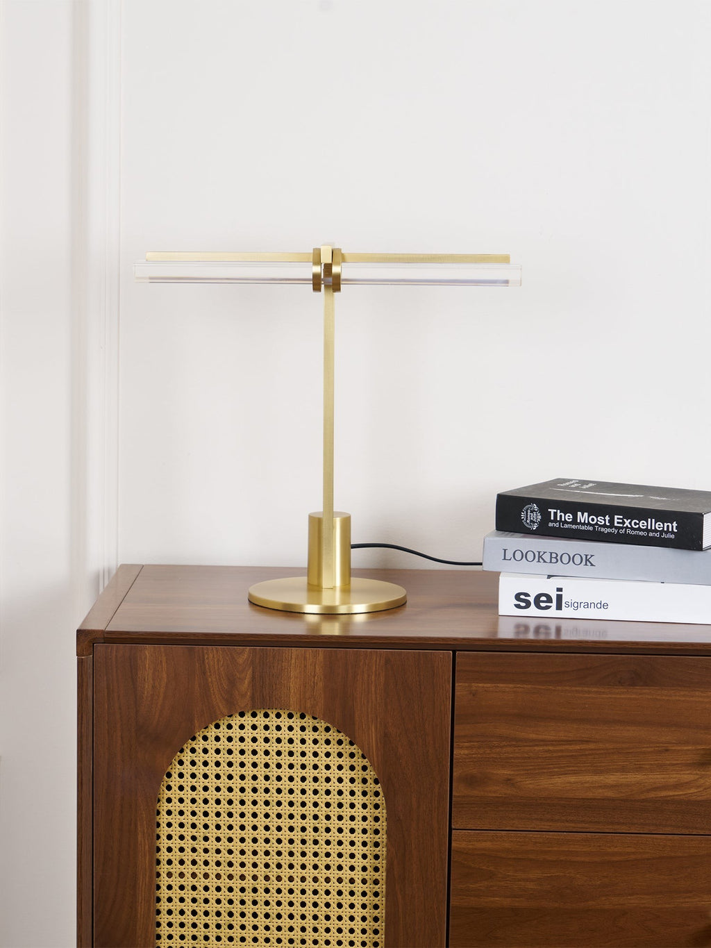 Aurion Linear Table Lamp