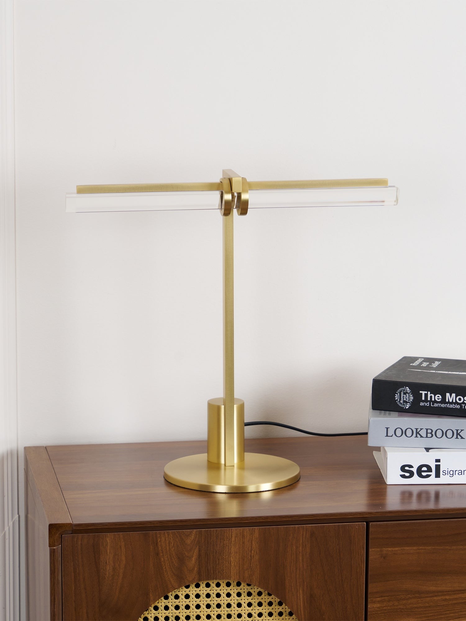 Aurion Linear Table Lamp
