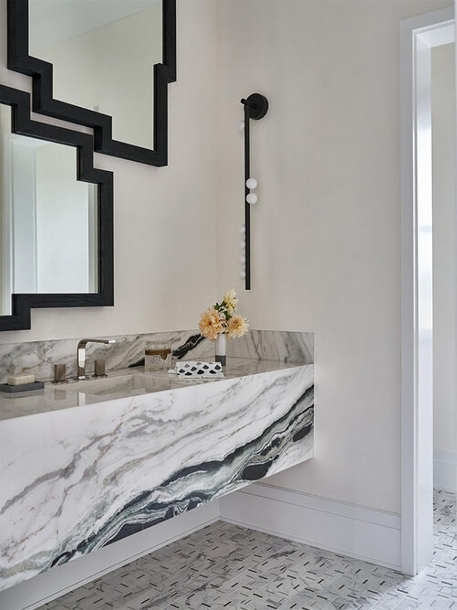 Bravelle Glass Drop Wall Lamp