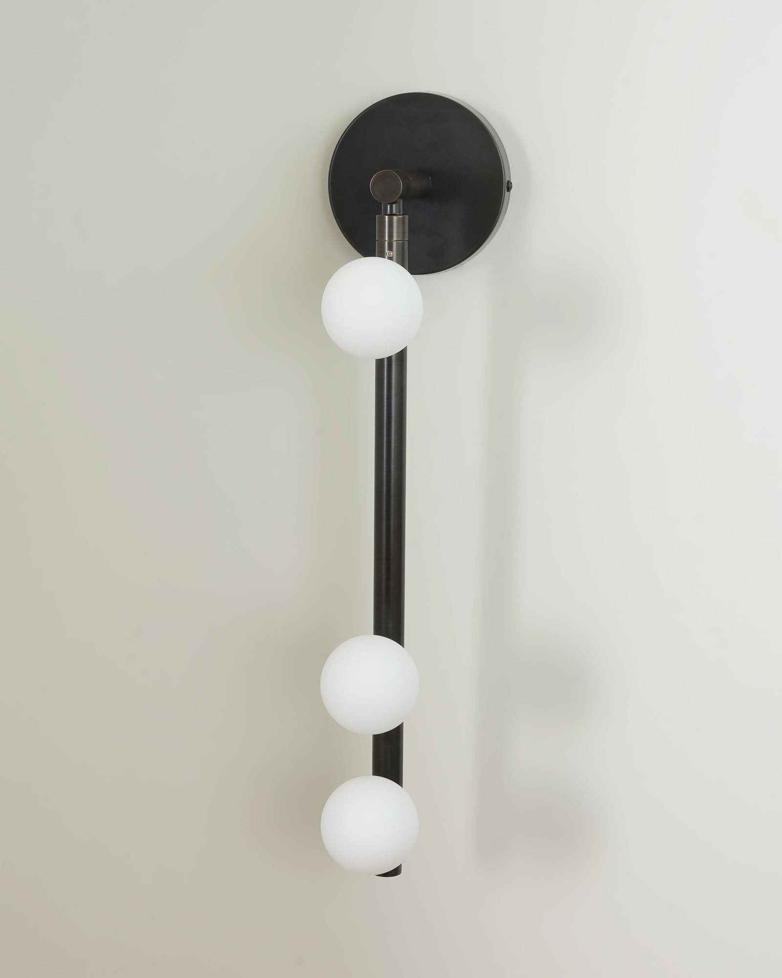 Bravelle Glass Drop Wall Lamp