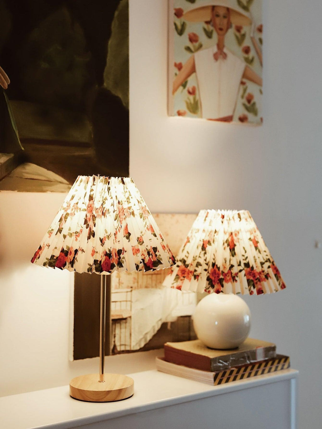 Floria Pleated Fabric Table Lamp