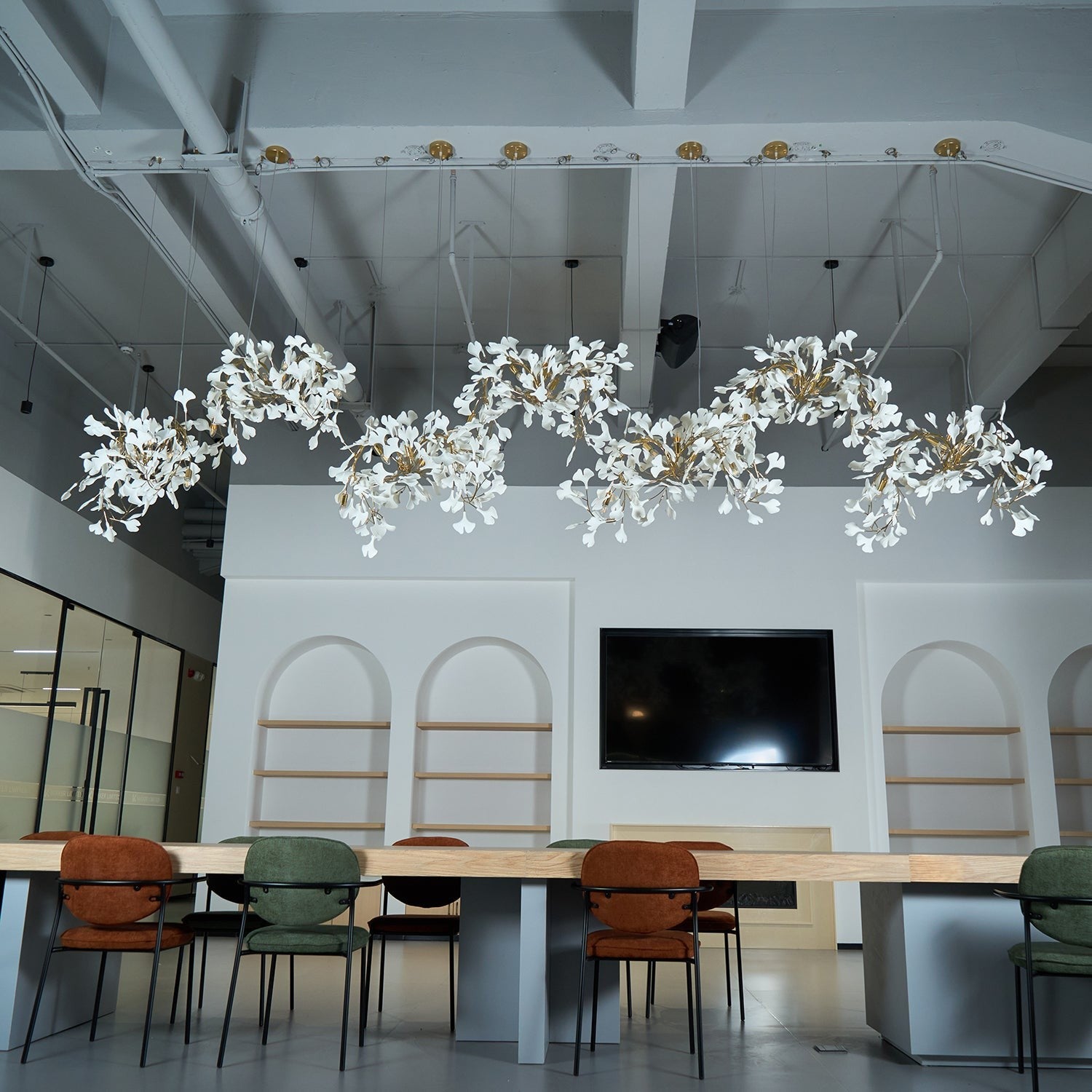 Gildora Ginkgo Leaf Grand Chandelier