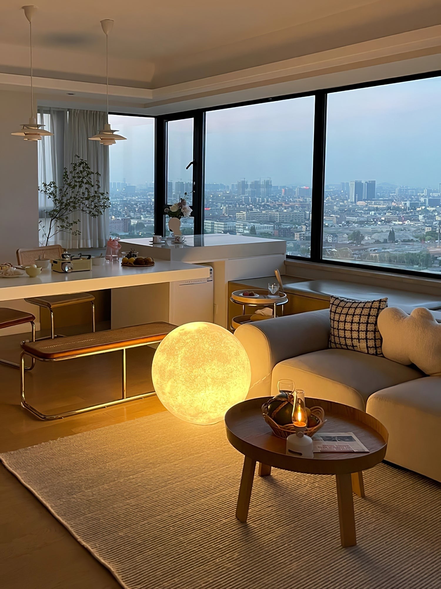 Lunara Sphere Table Lamp