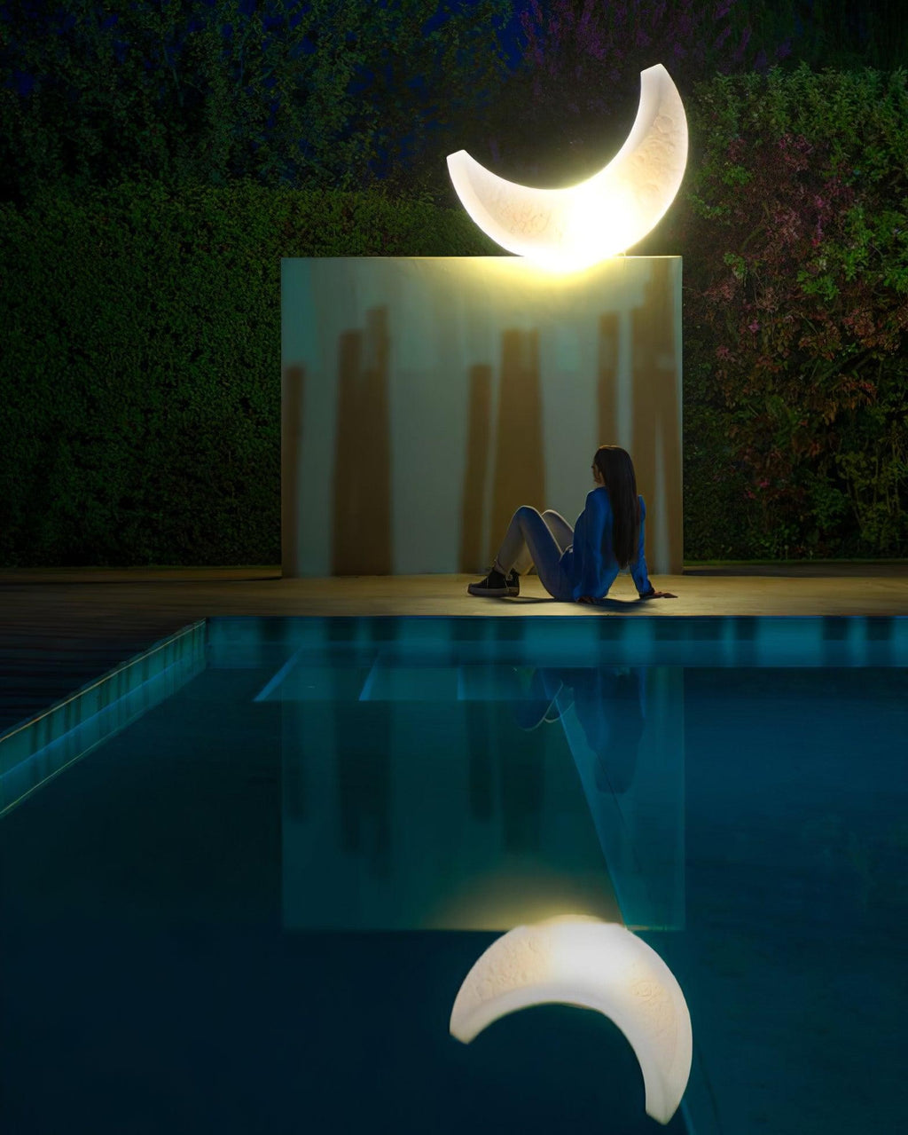 Lunaris Crescent Floor Lamp