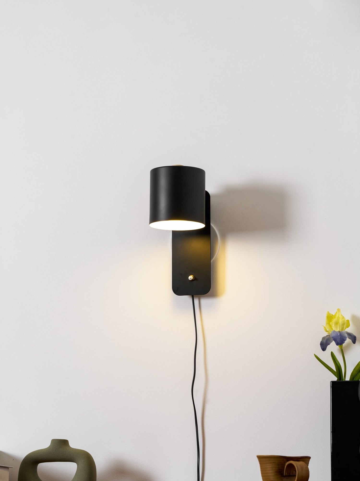 Orbitra Rotating Plug-in Wall Lamp