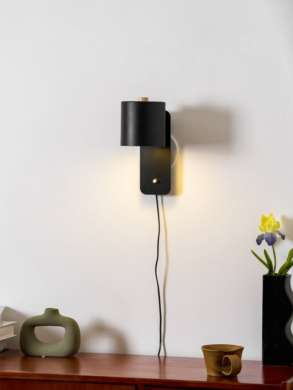 Orbitra Rotating Plug-in Wall Lamp