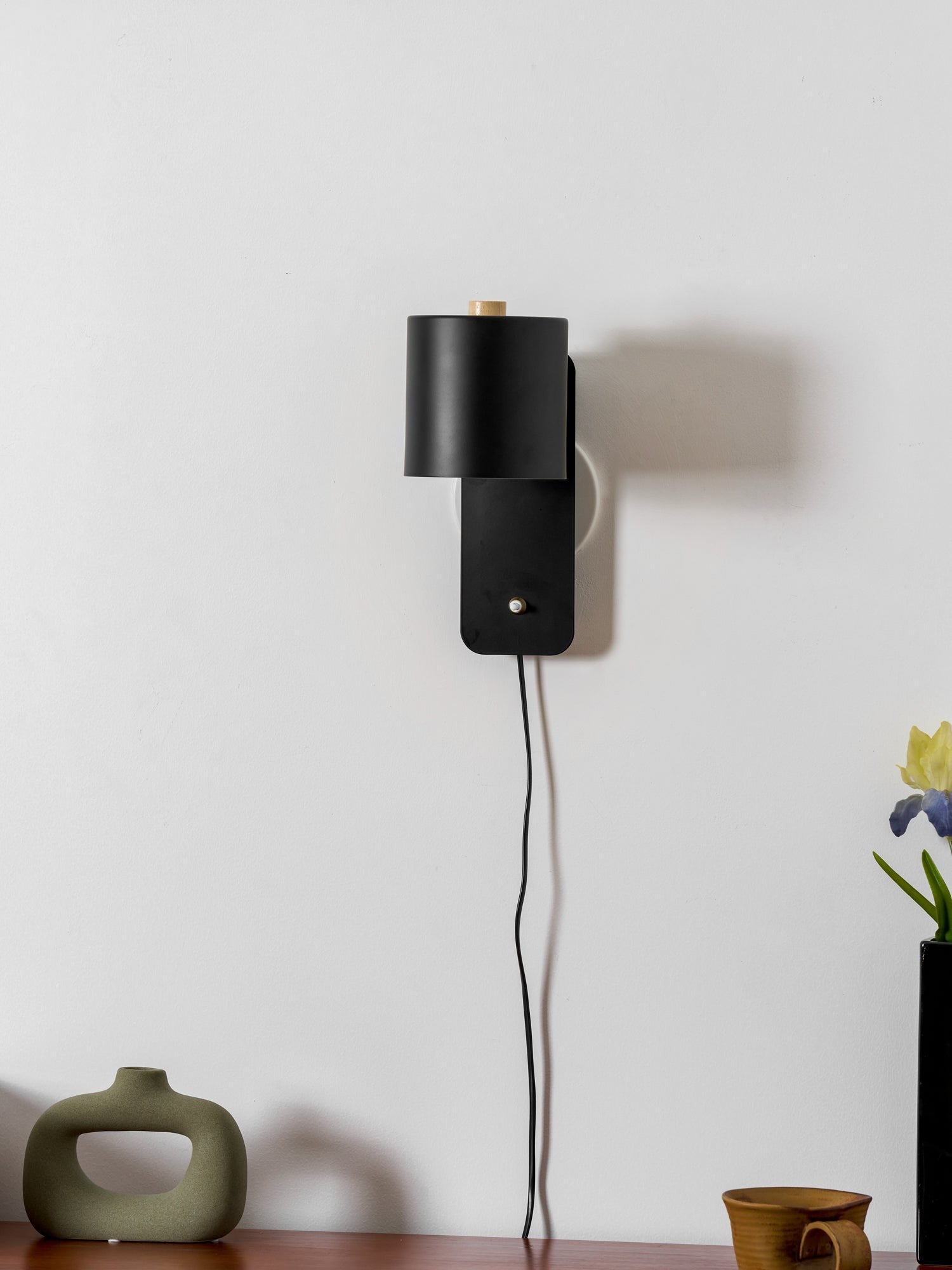 Orbitra Rotating Plug-in Wall Lamp