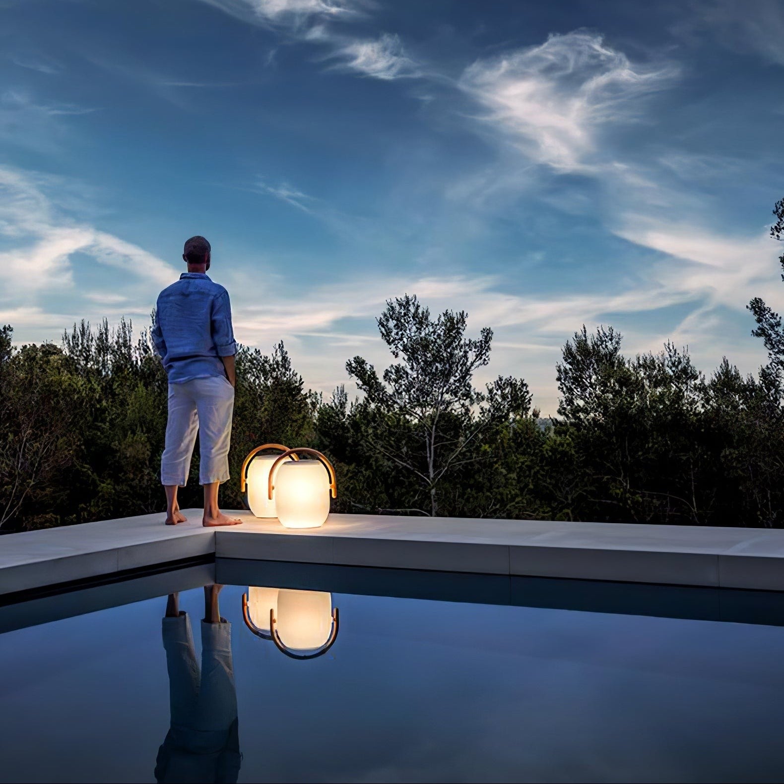 Solvra Solar Outdoor Lantern