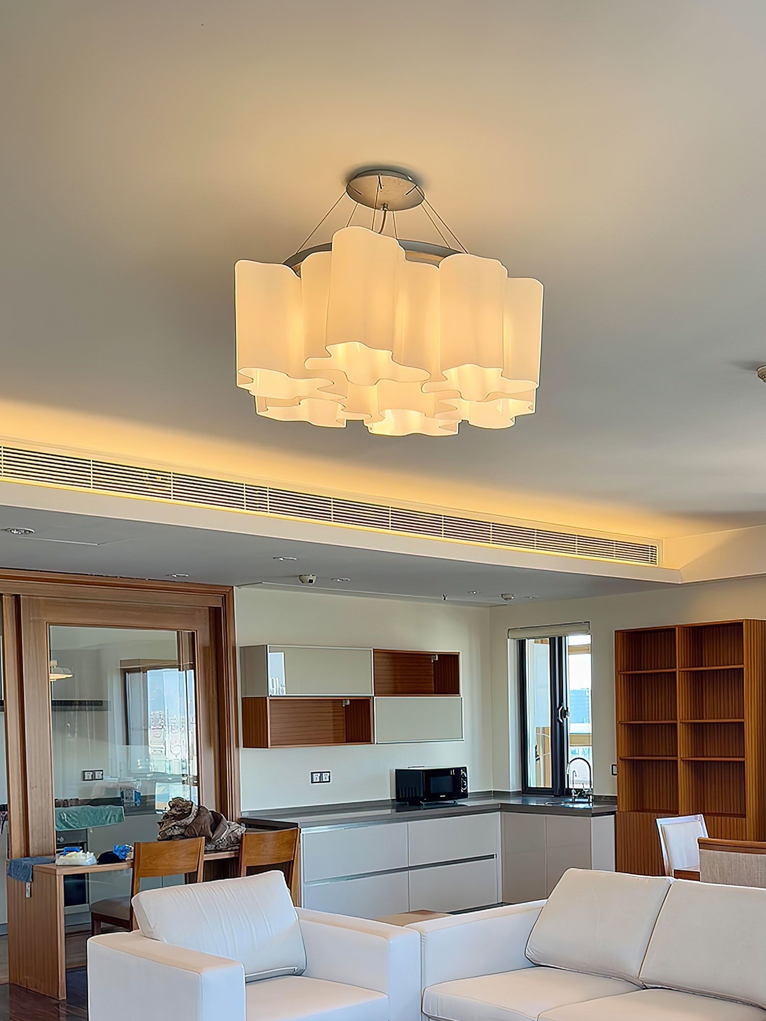 Velmora Wave Glass Chandelier