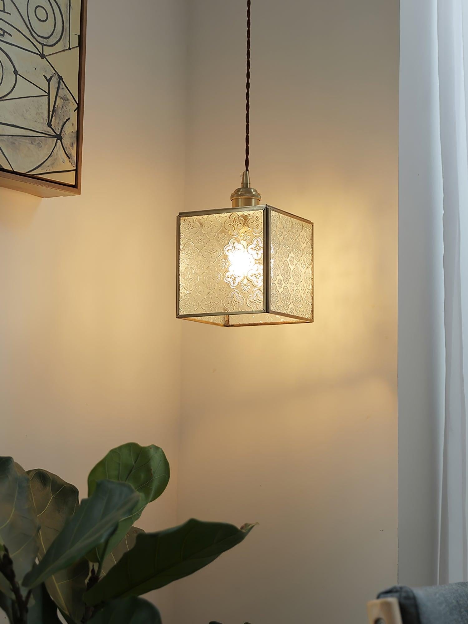Veridian Pattern Glass Pendant